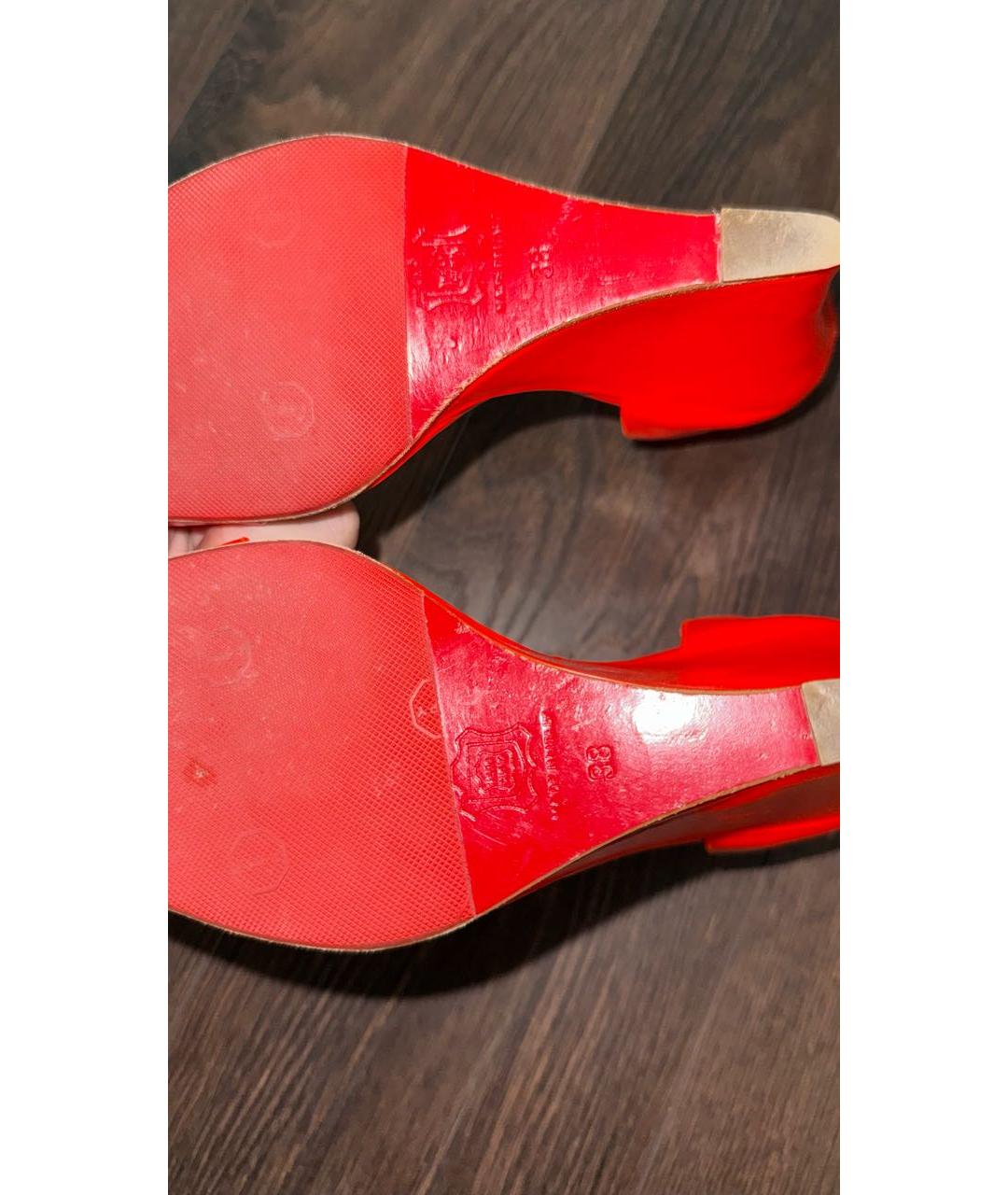CHRISTIAN LOUBOUTIN Оранжевые туфли из лакированной кожи, фото 5