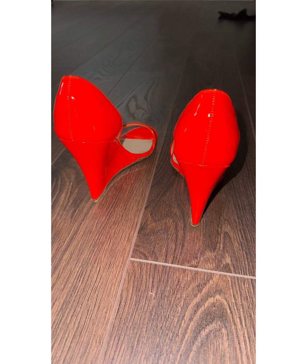 CHRISTIAN LOUBOUTIN Оранжевые туфли из лакированной кожи, фото 3