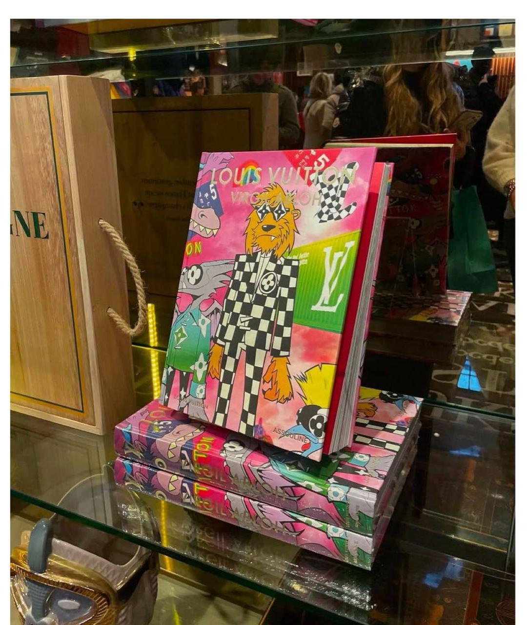 LOUIS VUITTON Книга, фото 2