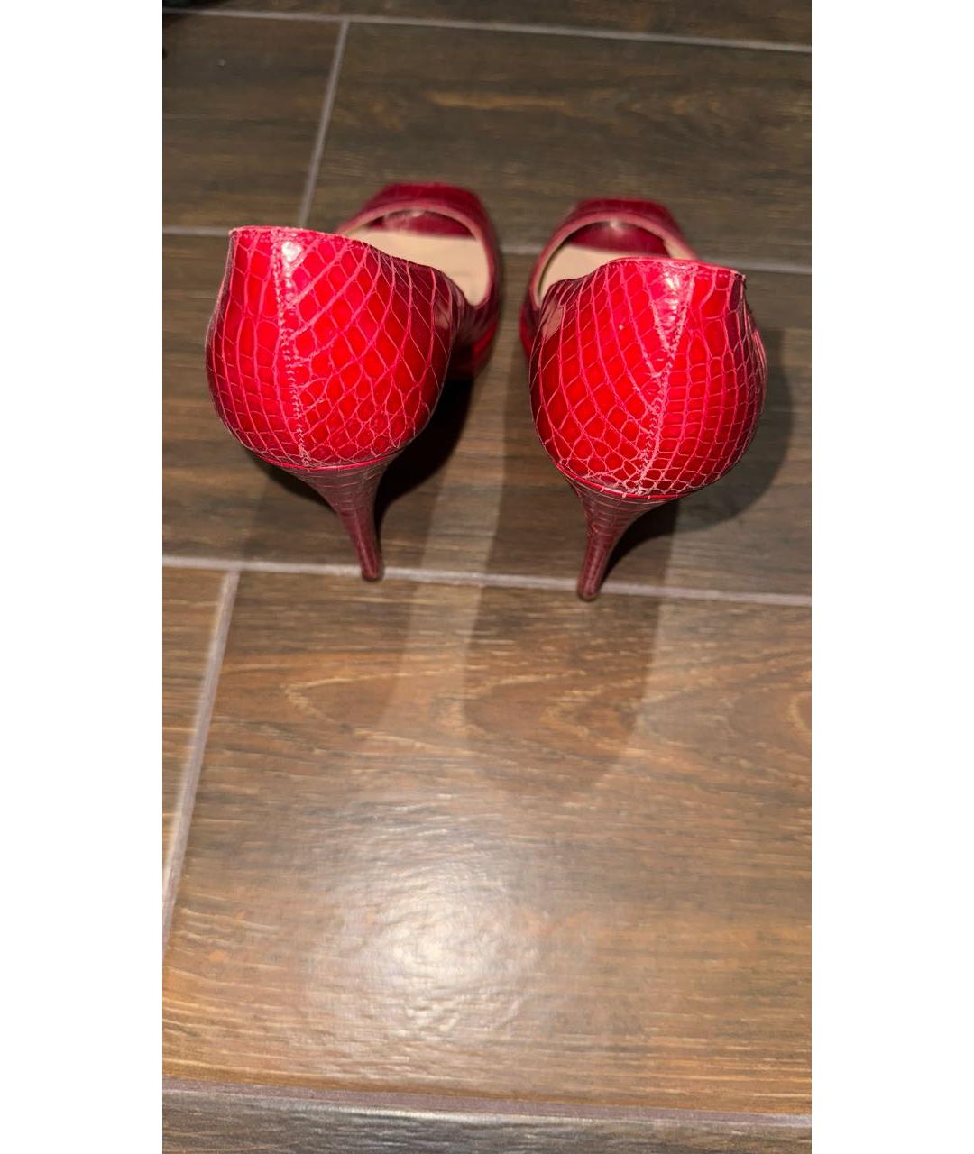 CHRISTIAN LOUBOUTIN Красные туфли из экзотической кожи, фото 4