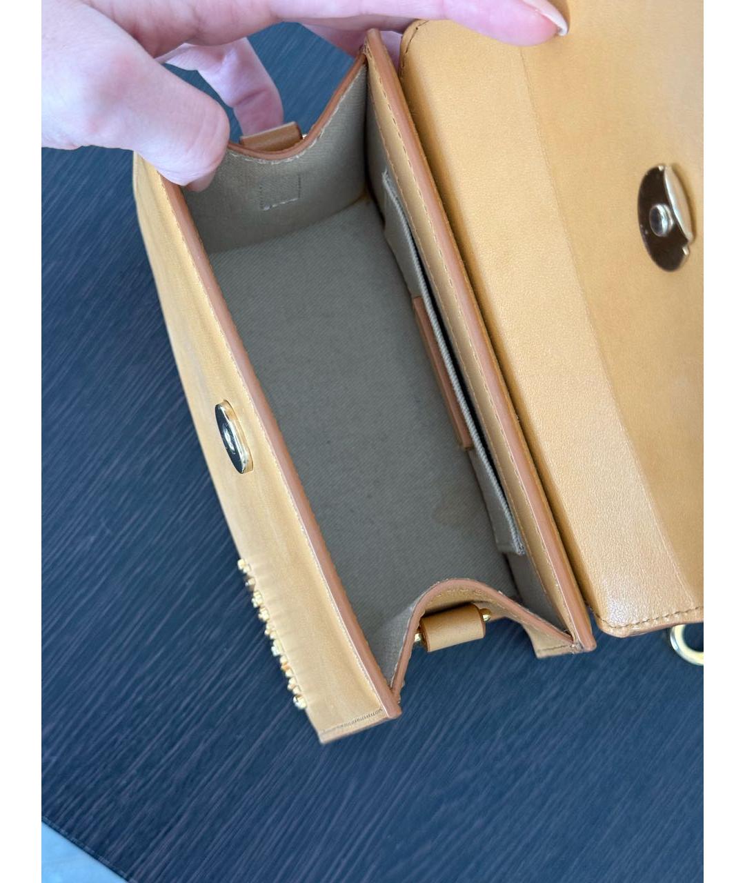 JACQUEMUS Оранжевая кожаная сумка с короткими ручками, фото 3