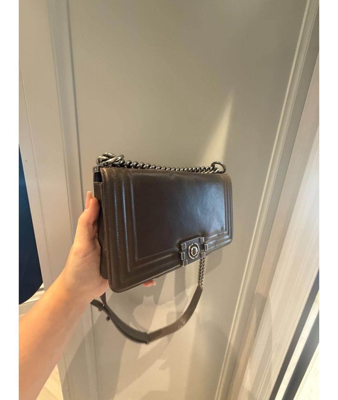 CHANEL Коричневая кожаная сумка через плечо, фото 3