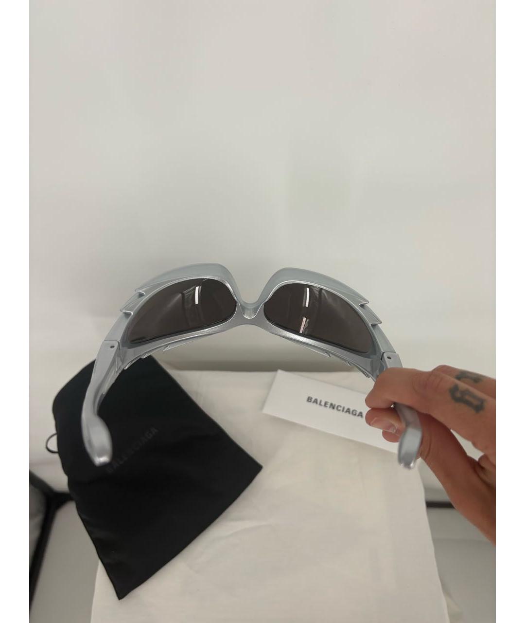 BALENCIAGA Серебряные пластиковые солнцезащитные очки, фото 3