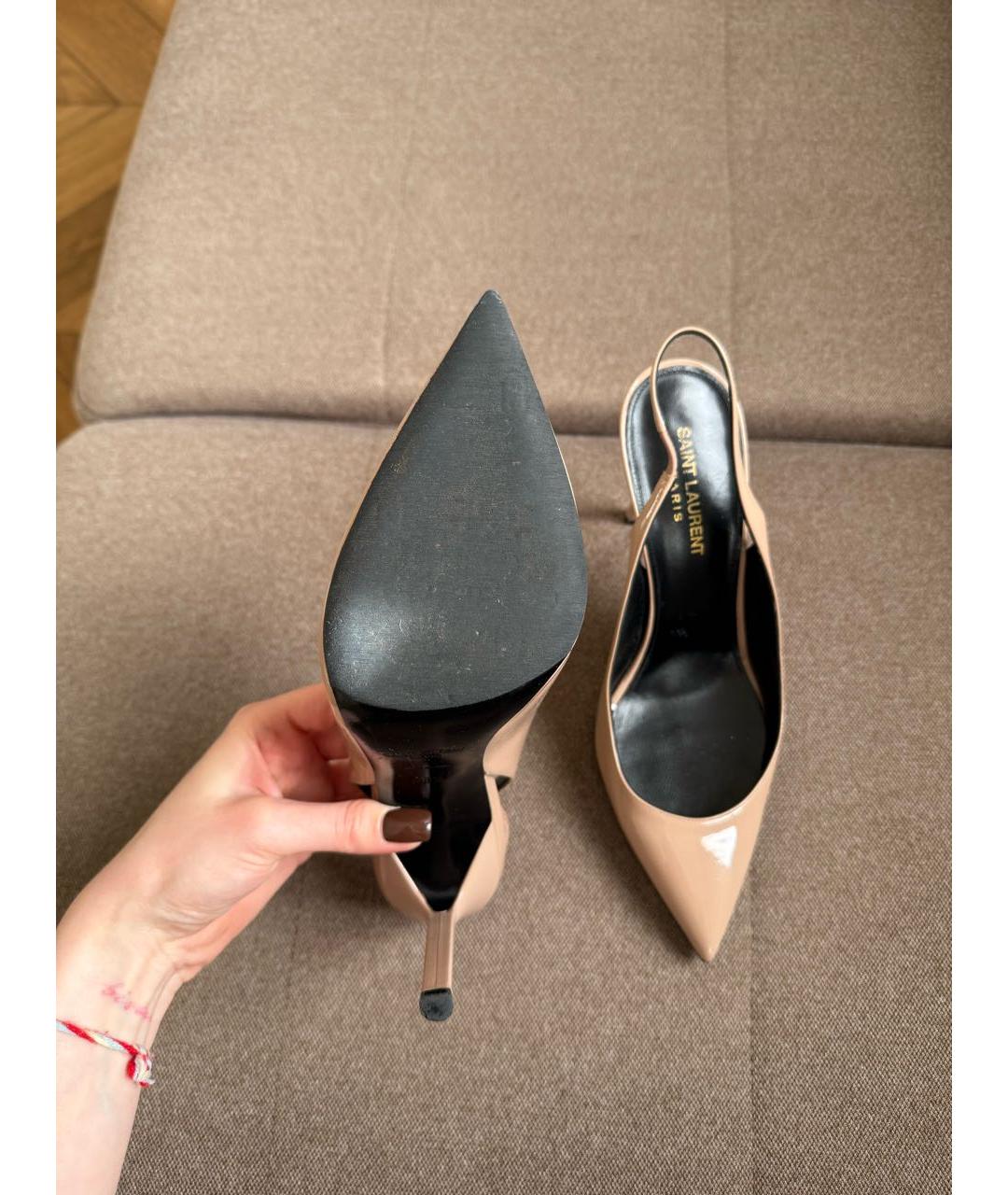 SAINT LAURENT Бежевые туфли из лакированной кожи, фото 3