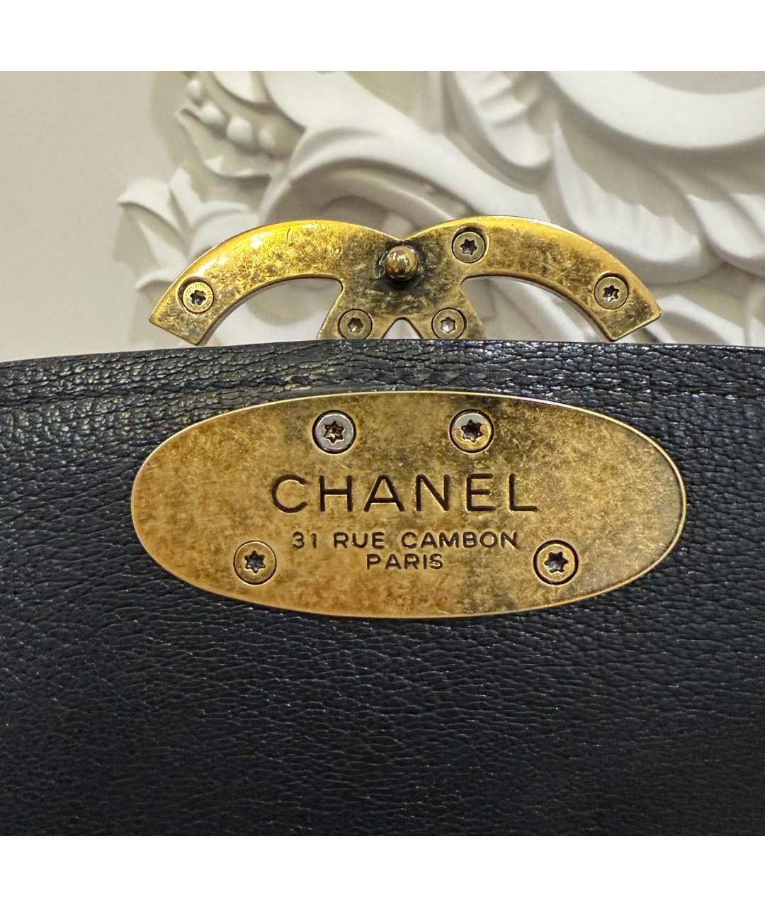 CHANEL Черная кожаная сумка через плечо, фото 4