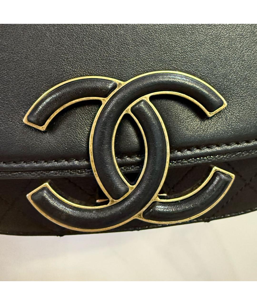 CHANEL Черная кожаная сумка через плечо, фото 3