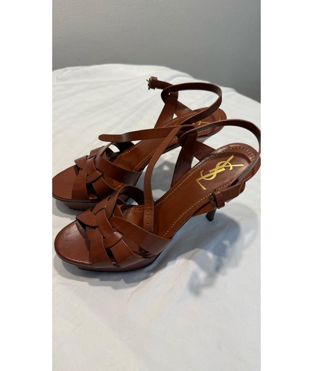 SAINT LAURENT Коричневые кожаные босоножки, фото 3