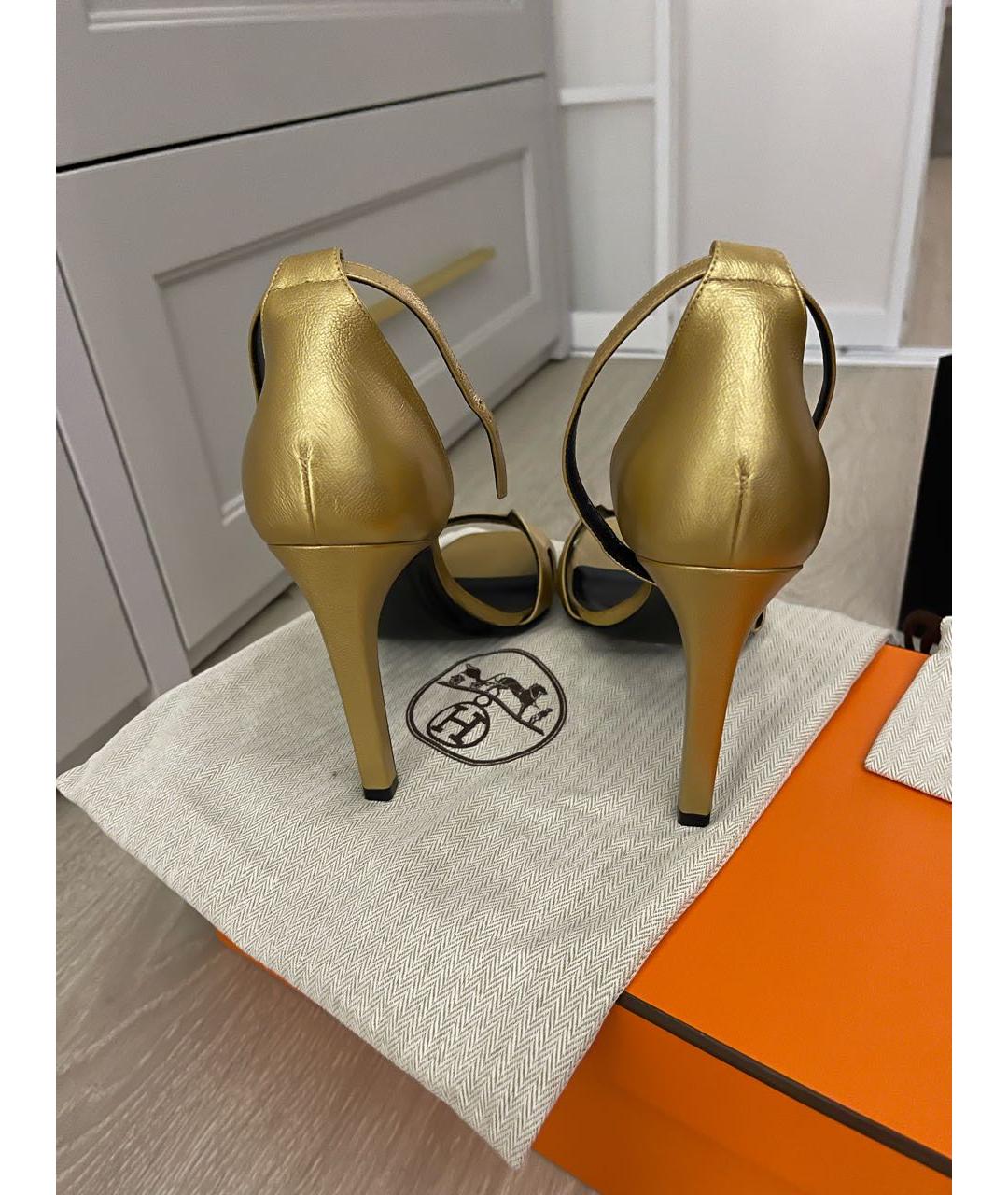 HERMES Золотые кожаные босоножки, фото 5