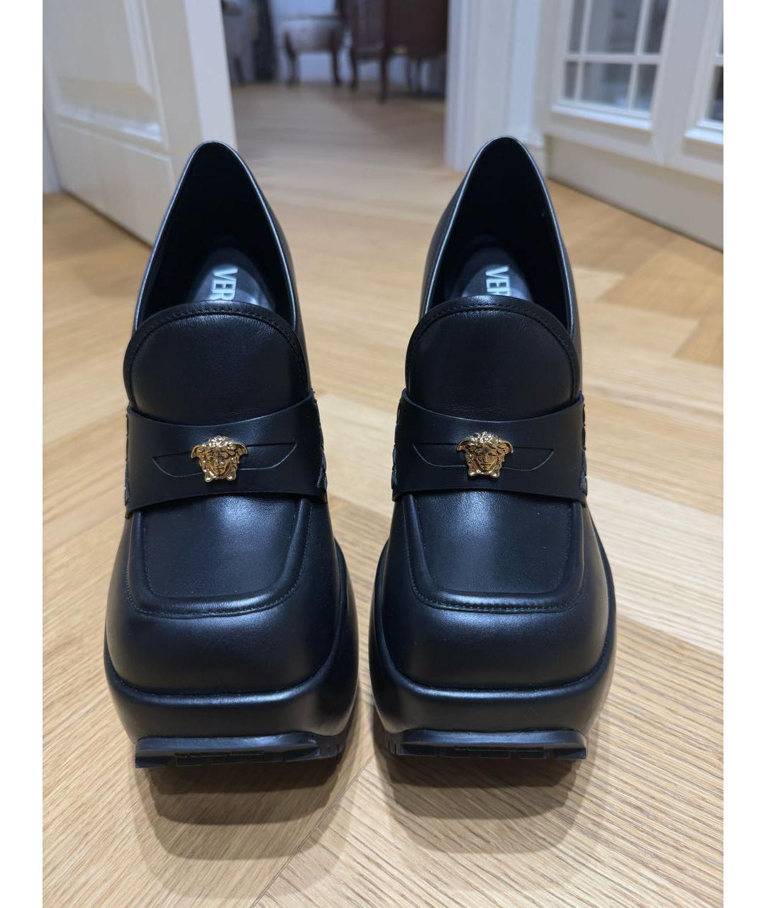 VERSACE Черные кожаные туфли, фото 2