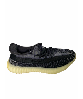 

Кроссовки ADIDAS YEEZY 350 CARBON