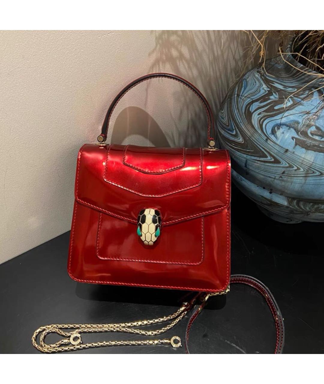 BVLGARI Красная сумка с короткими ручками из лакированной кожи, фото 6