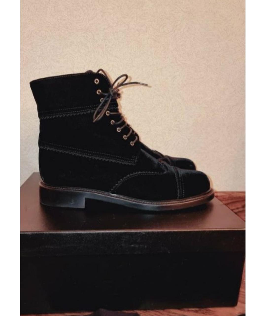 CHANEL Черные бархатные ботинки, фото 4