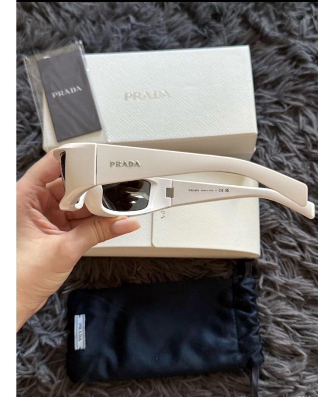 PRADA Белые пластиковые солнцезащитные очки, фото 2