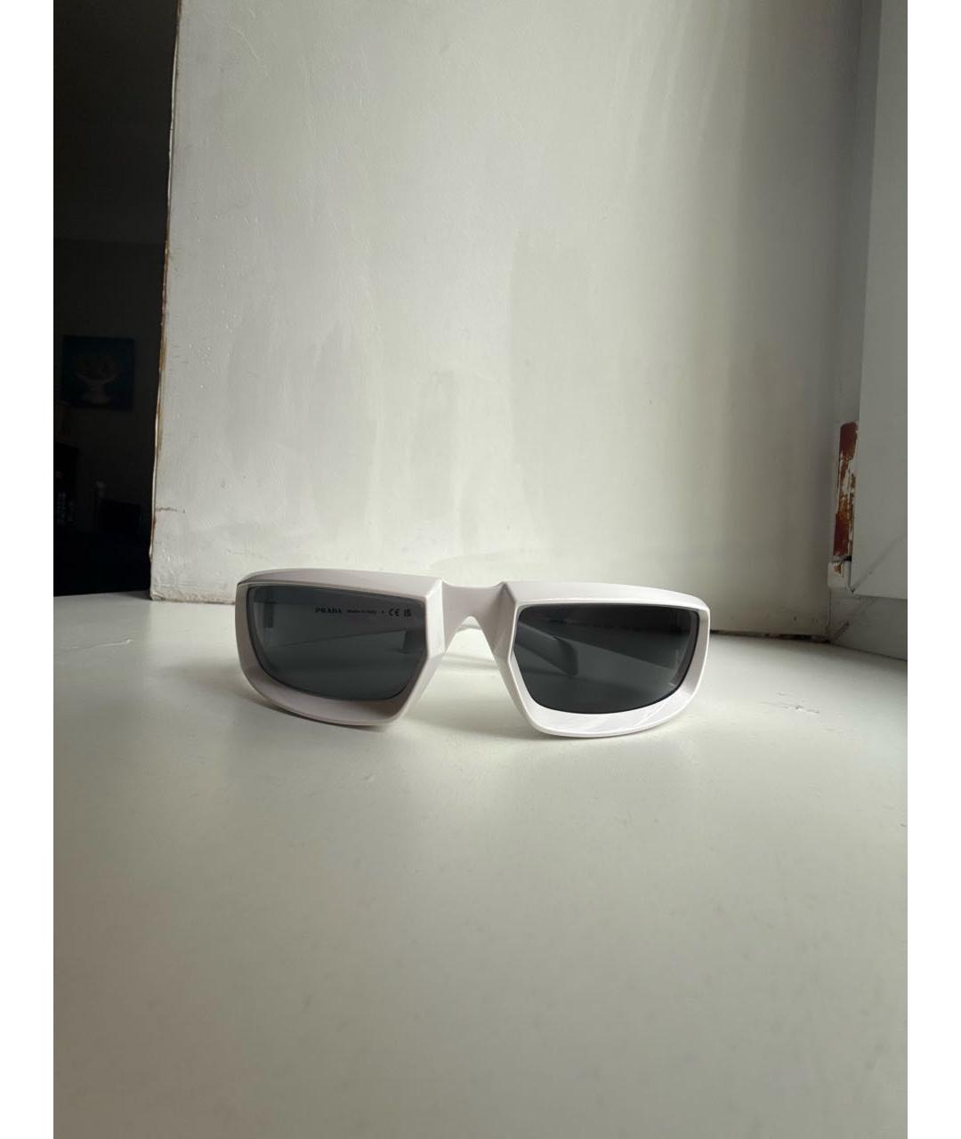 PRADA Белые пластиковые солнцезащитные очки, фото 4