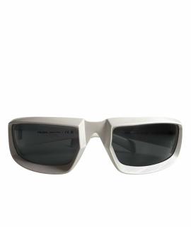 PRADA Солнцезащитные очки