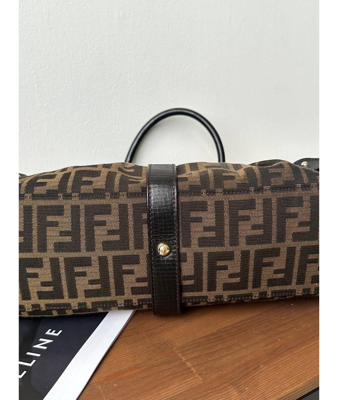 FENDI Коричневая тканевая сумка с короткими ручками, фото 4