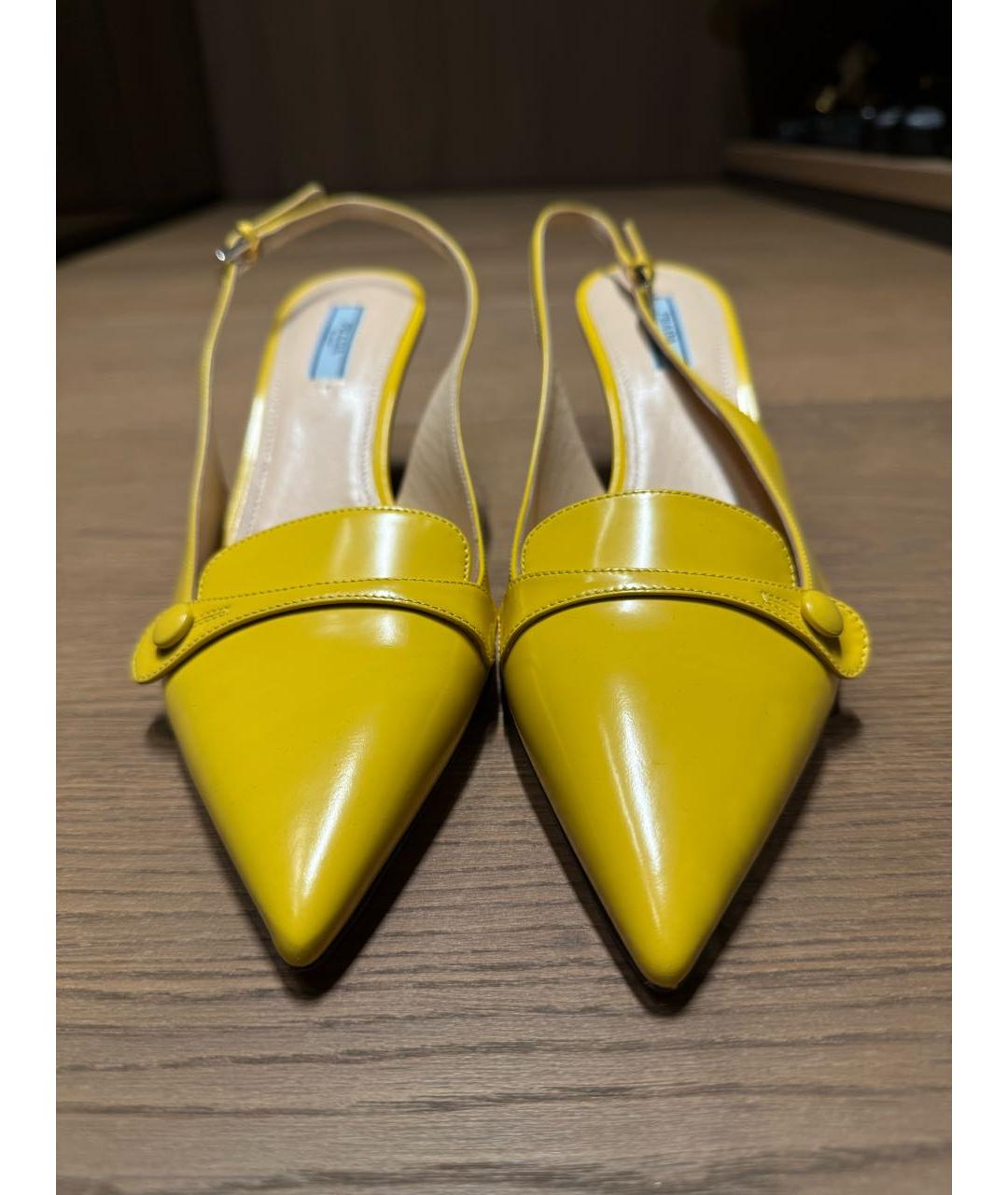 PRADA Желтые туфли из лакированной кожи, фото 2