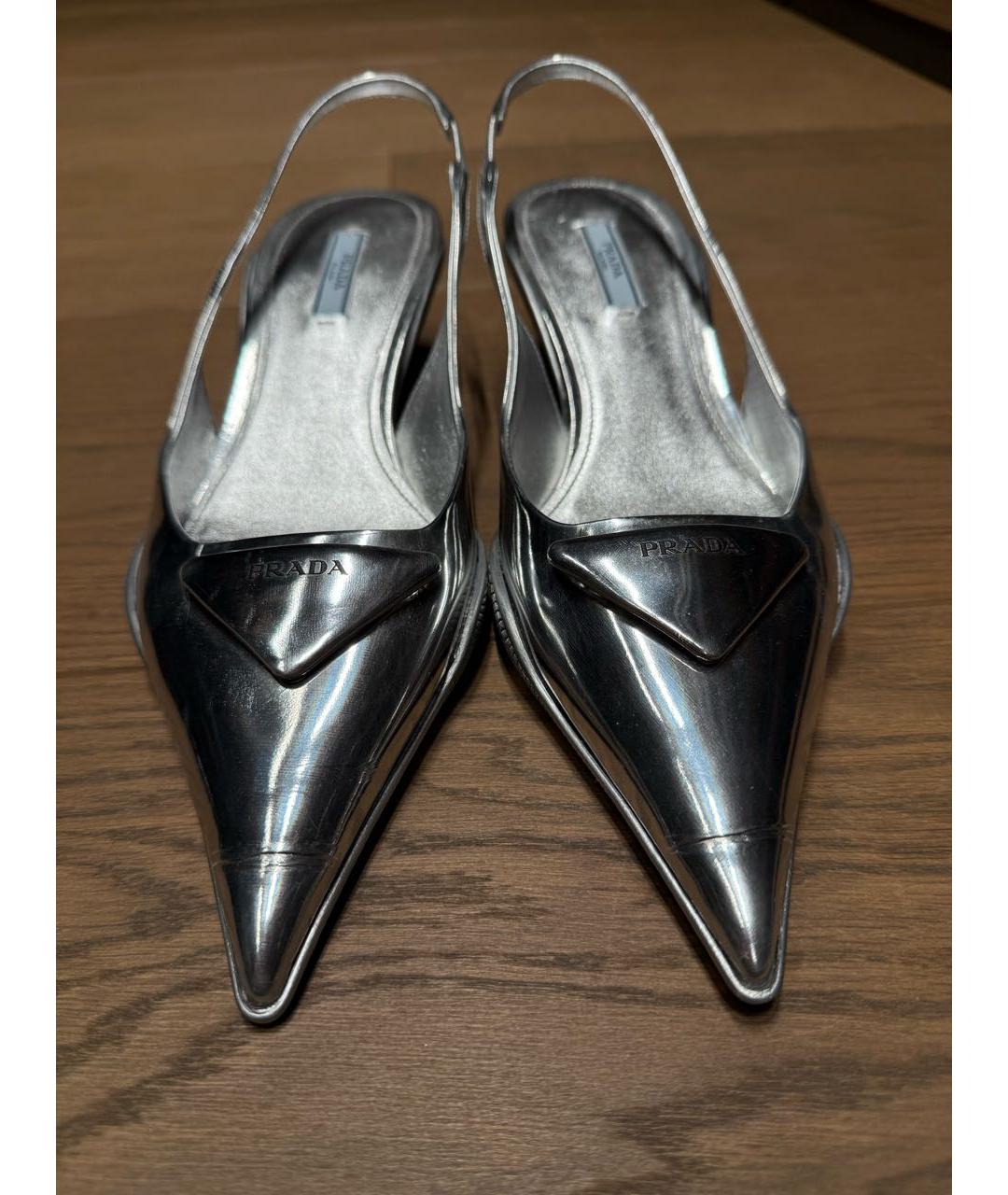PRADA Серебряные туфли из лакированной кожи, фото 3