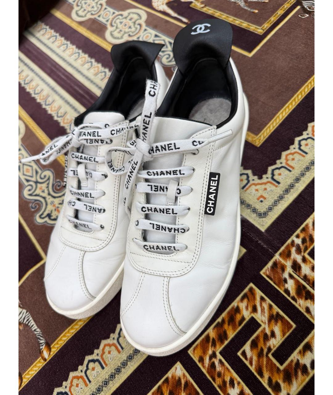 CHANEL Белые кожаные кеды, фото 3