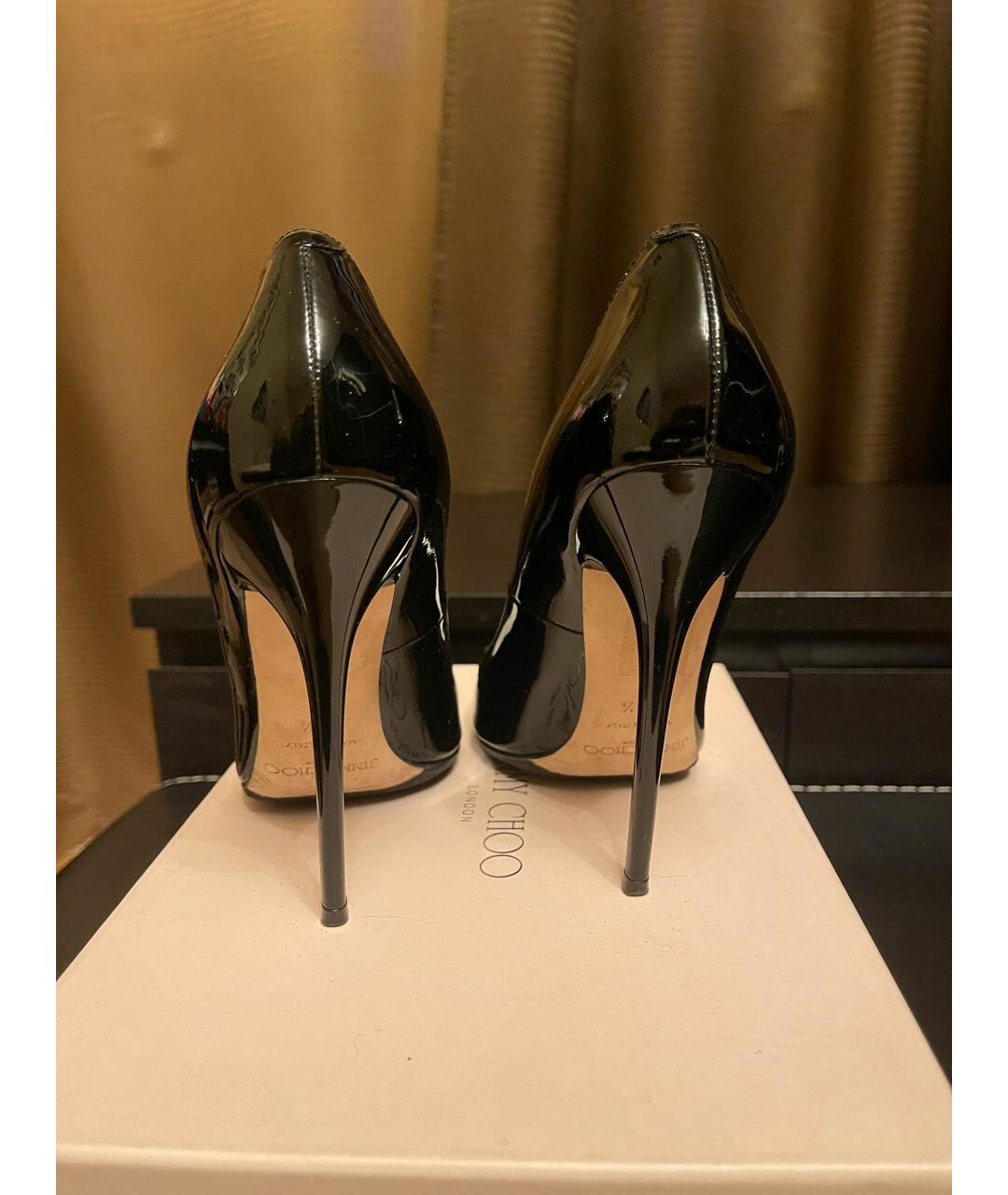 JIMMY CHOO Черные туфли из лакированной кожи, фото 4