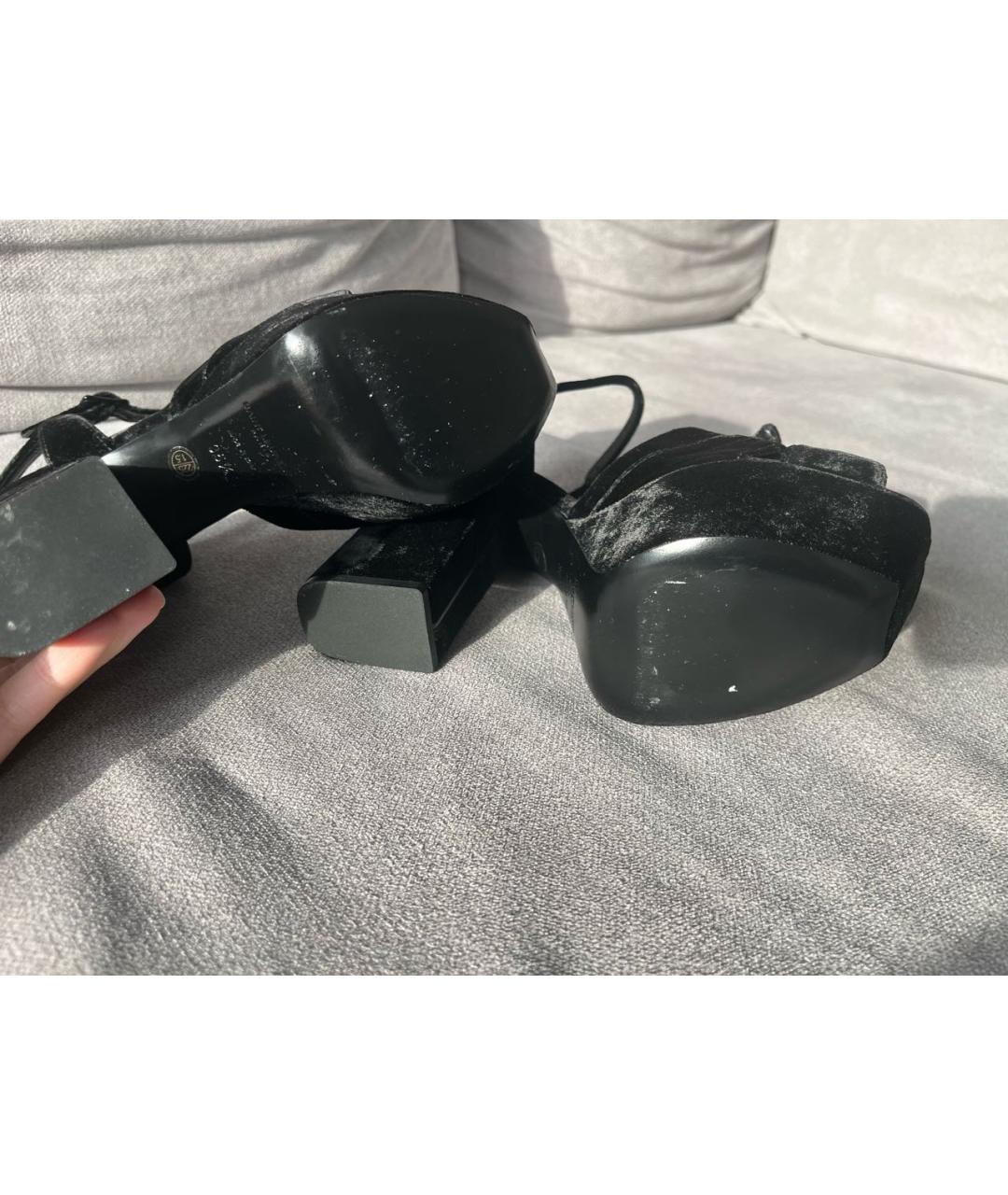 SAINT LAURENT Черные бархатные босоножки, фото 6