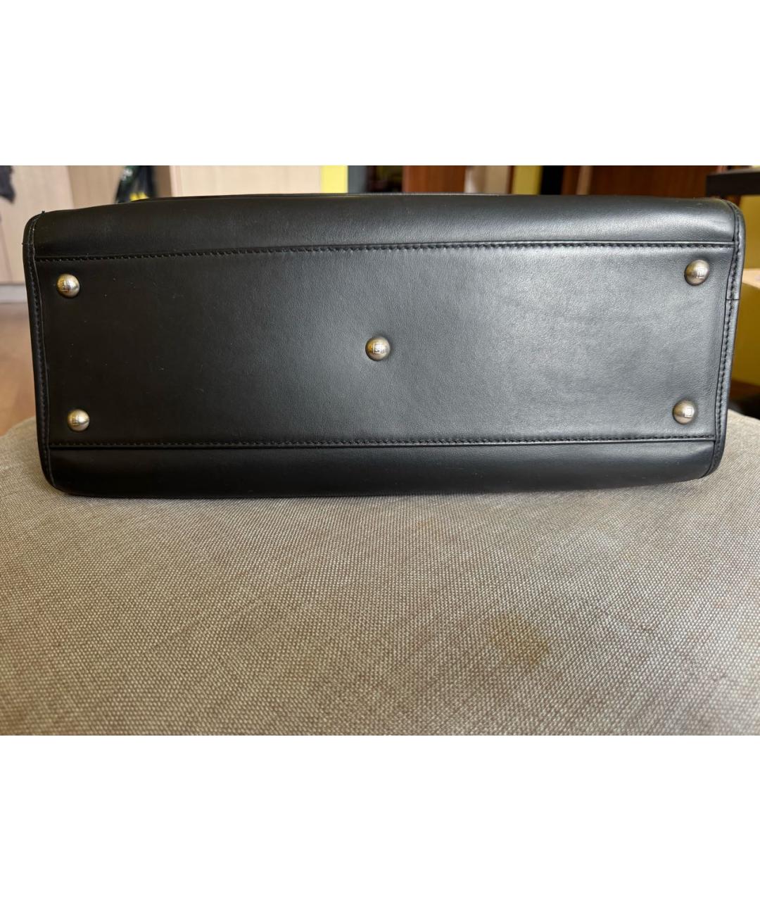 FENDI Черная кожаная сумка через плечо, фото 3