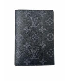 LOUIS VUITTON Обложка/футляр