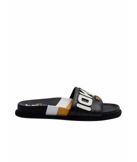 FENDI Шлепанцы