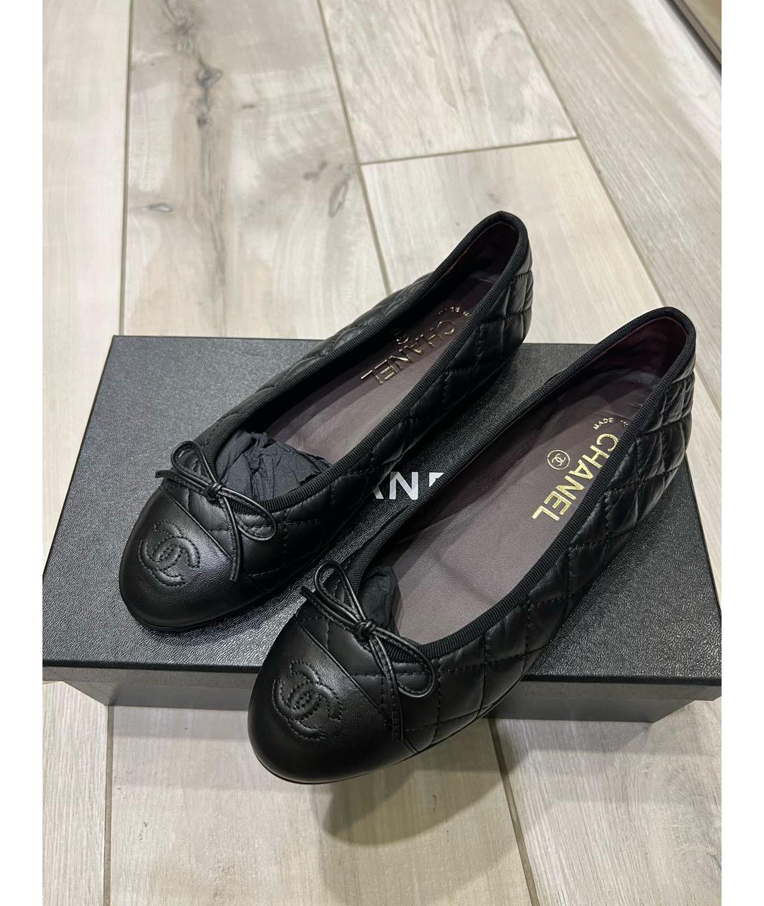 CHANEL Черные кожаные балетки, фото 5