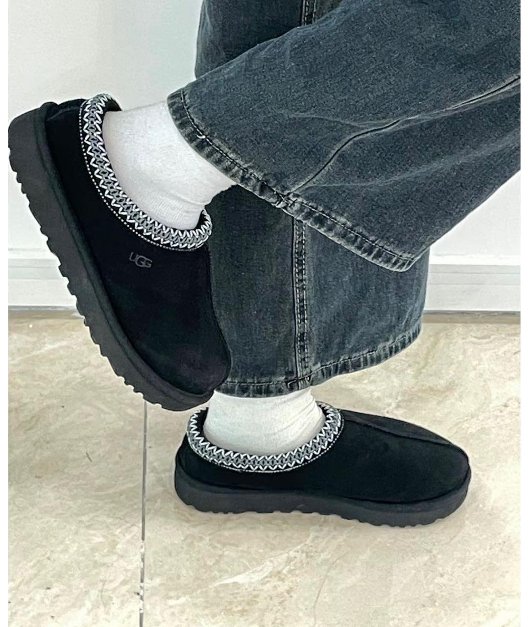 UGG AUSTRALIA Черные замшевые мюли, фото 4