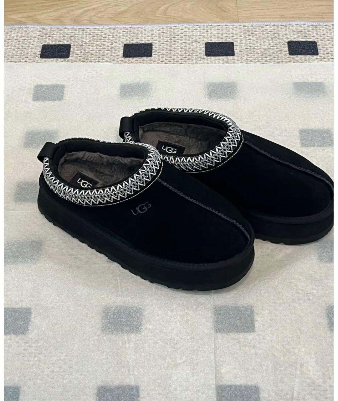 UGG AUSTRALIA Черные замшевые мюли, фото 3