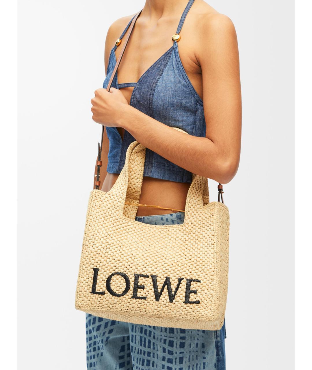 LOEWE Бежевая пелетеная сумка тоут, фото 3