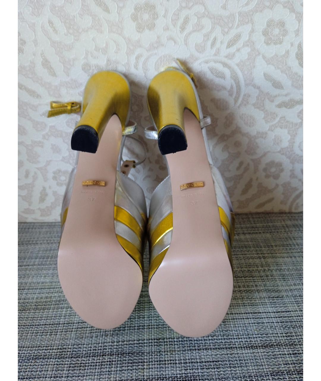 GUCCI Золотые кожаные босоножки, фото 5