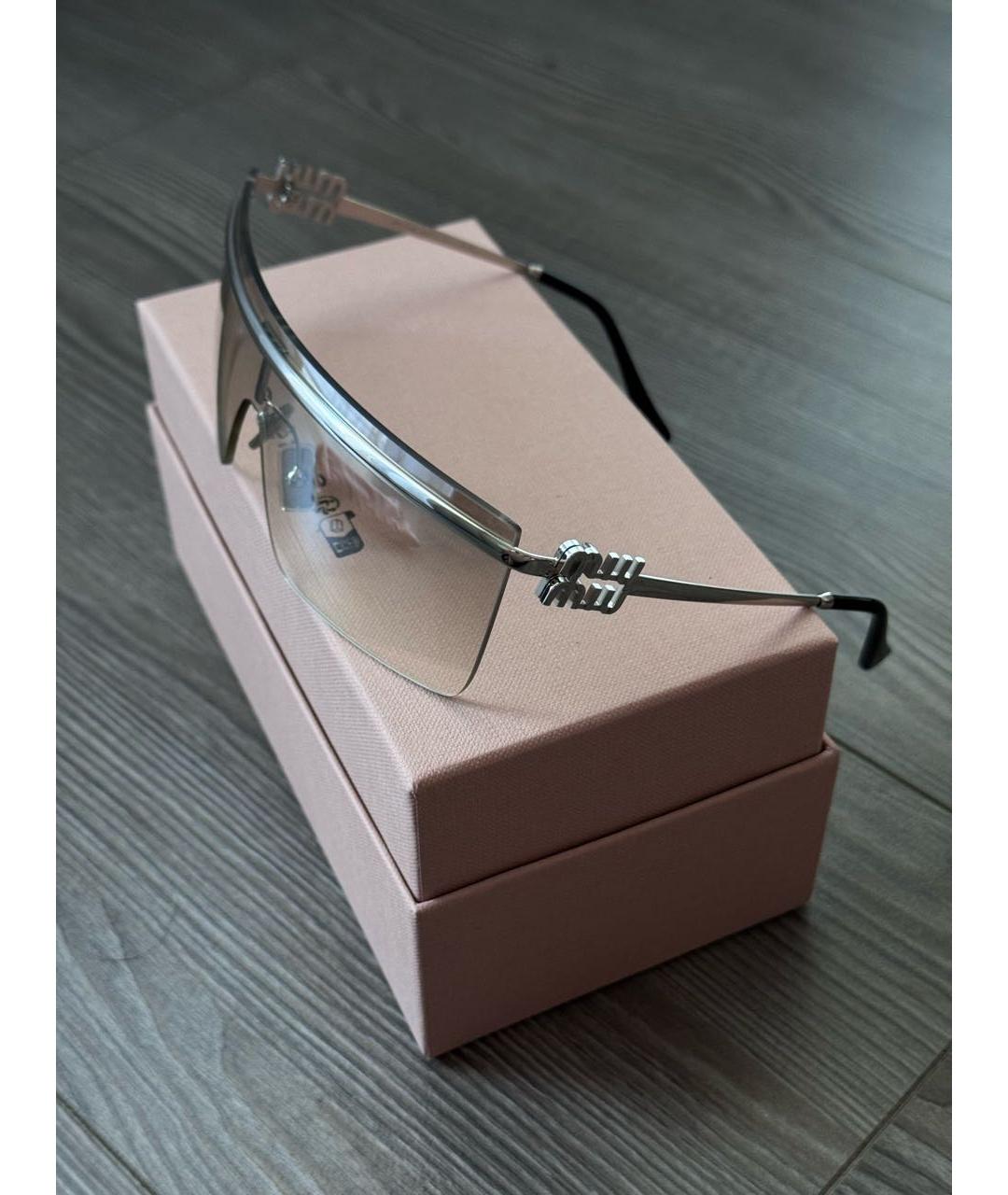 MIU MIU Серебряные металлические солнцезащитные очки, фото 2