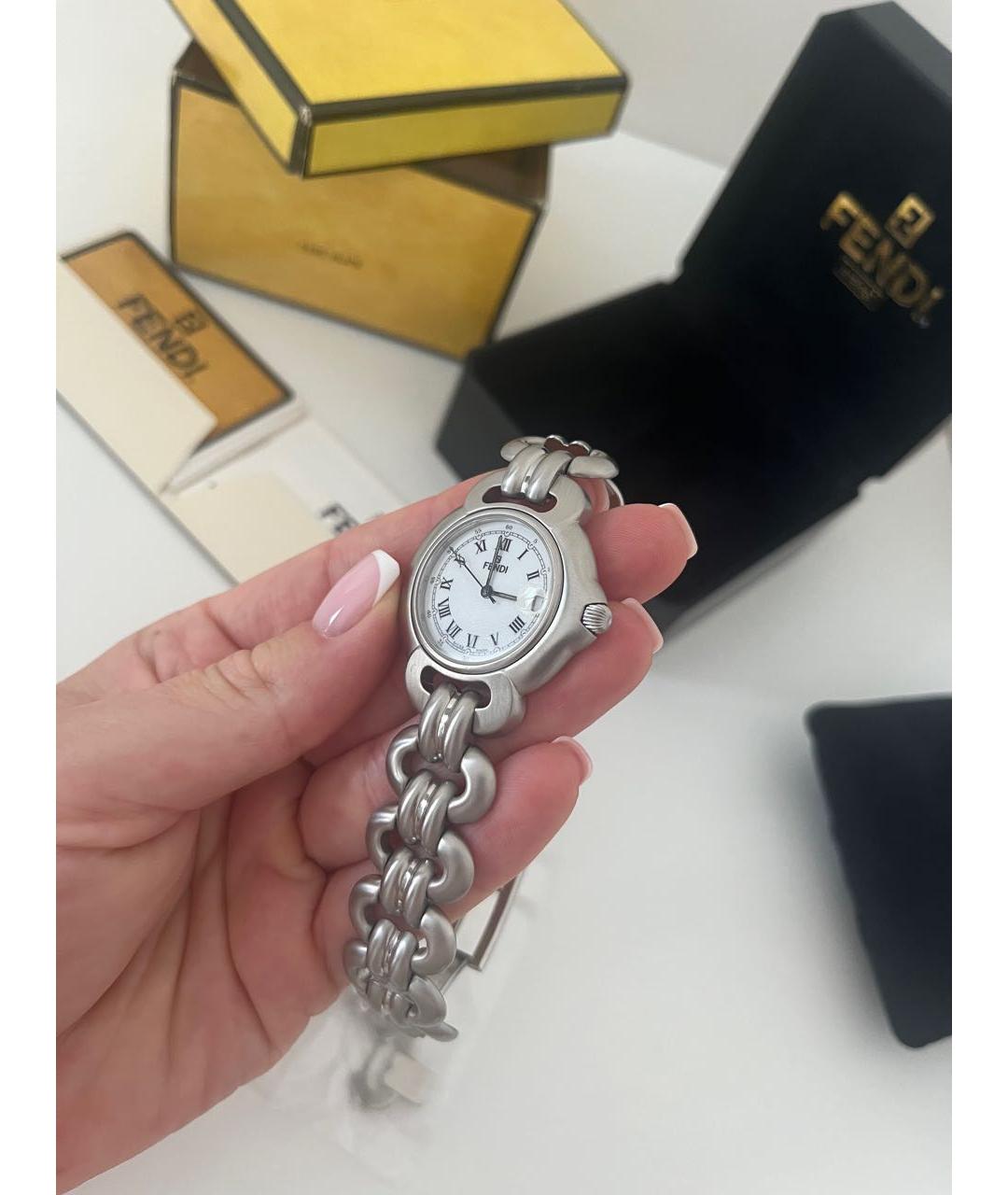 FENDI Серебряные серебряные часы, фото 7