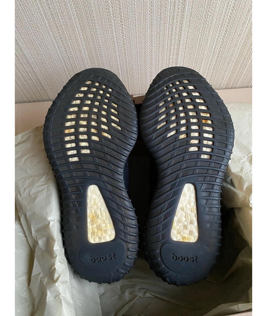 ADIDAS YEEZY Черные текстильные низкие кроссовки / кеды, фото 2