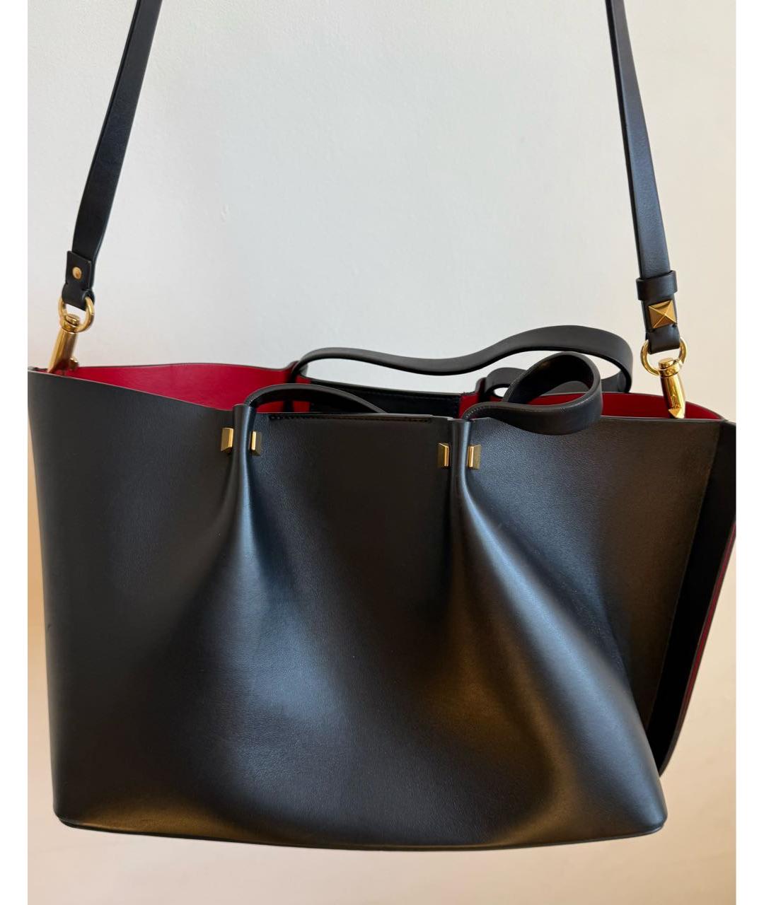 VALENTINO Черная кожаная сумка через плечо, фото 3