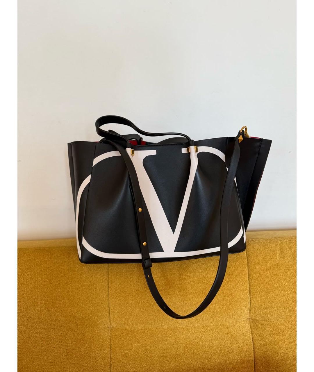 VALENTINO Черная кожаная сумка через плечо, фото 9