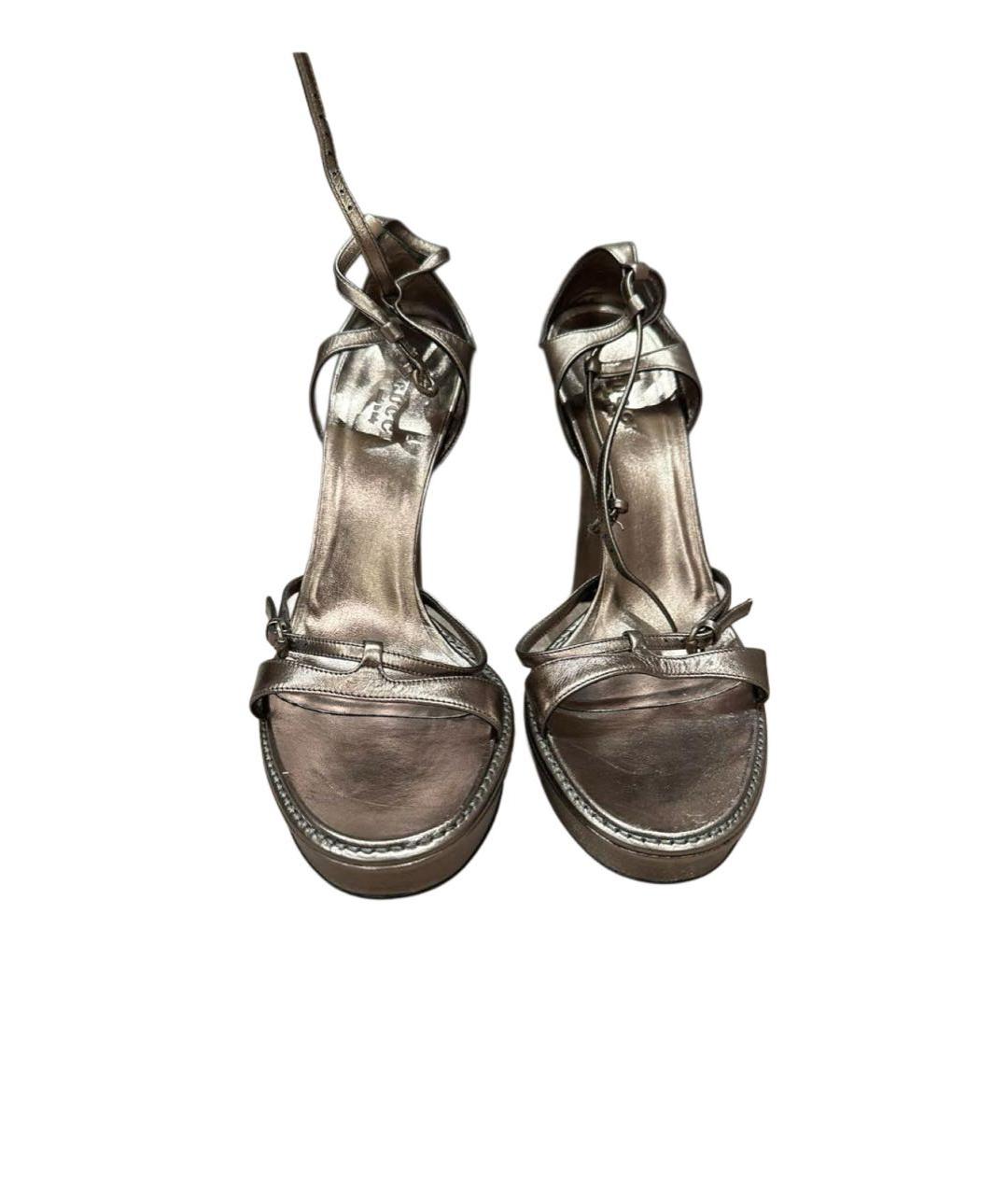 GUCCI Золотые кожаные босоножки, фото 2