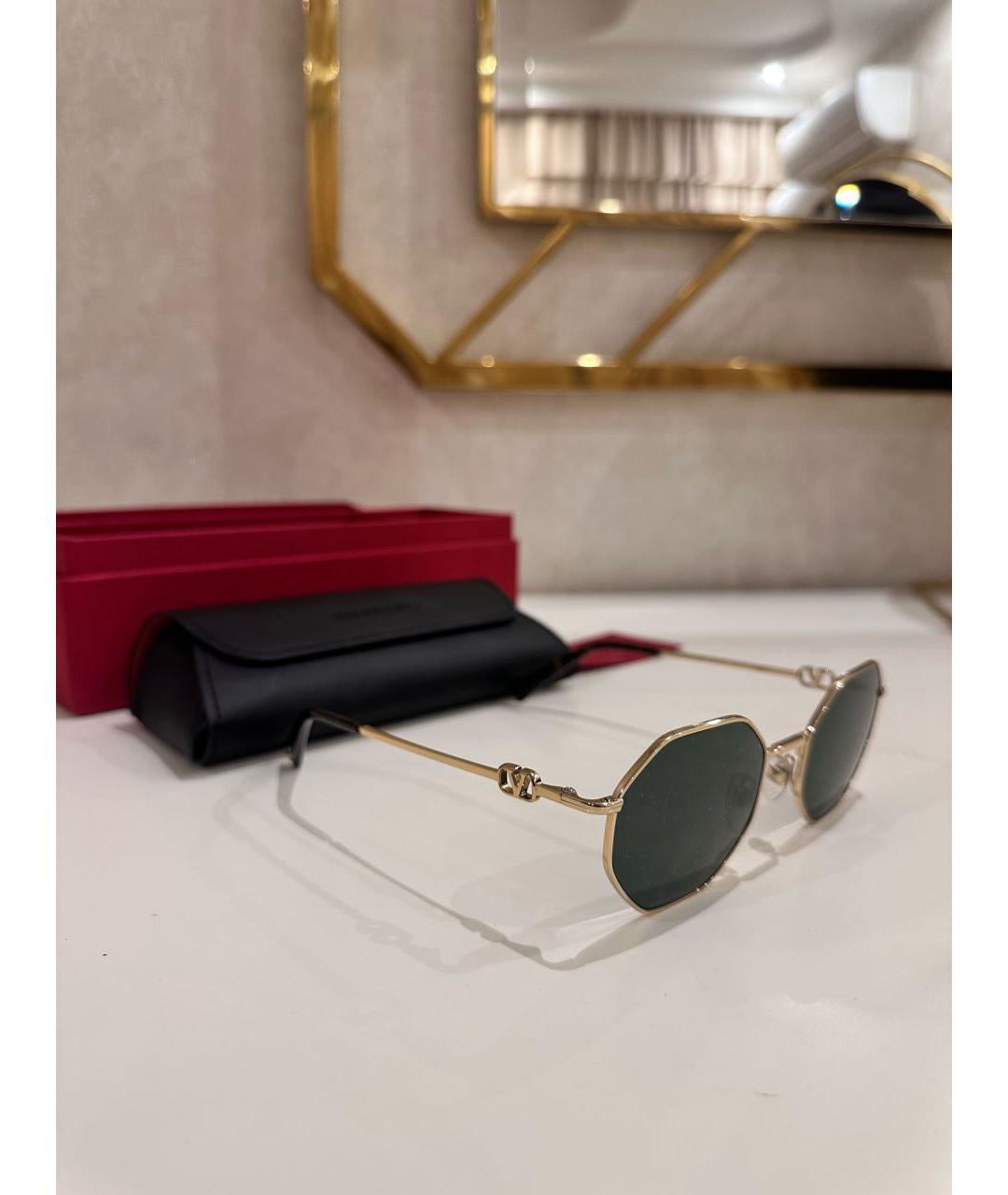 VALENTINO Золотые металлические солнцезащитные очки, фото 2