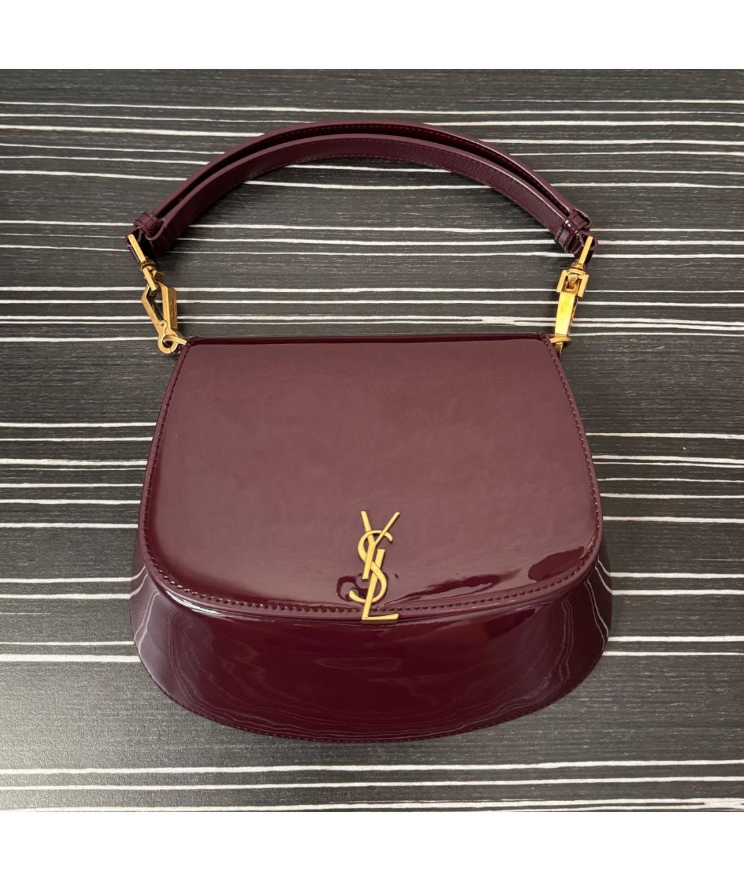 SAINT LAURENT Бордовая сумка через плечо из лакированной кожи, фото 4