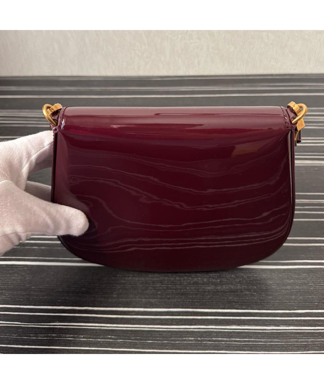 SAINT LAURENT Бордовая сумка через плечо из лакированной кожи, фото 5