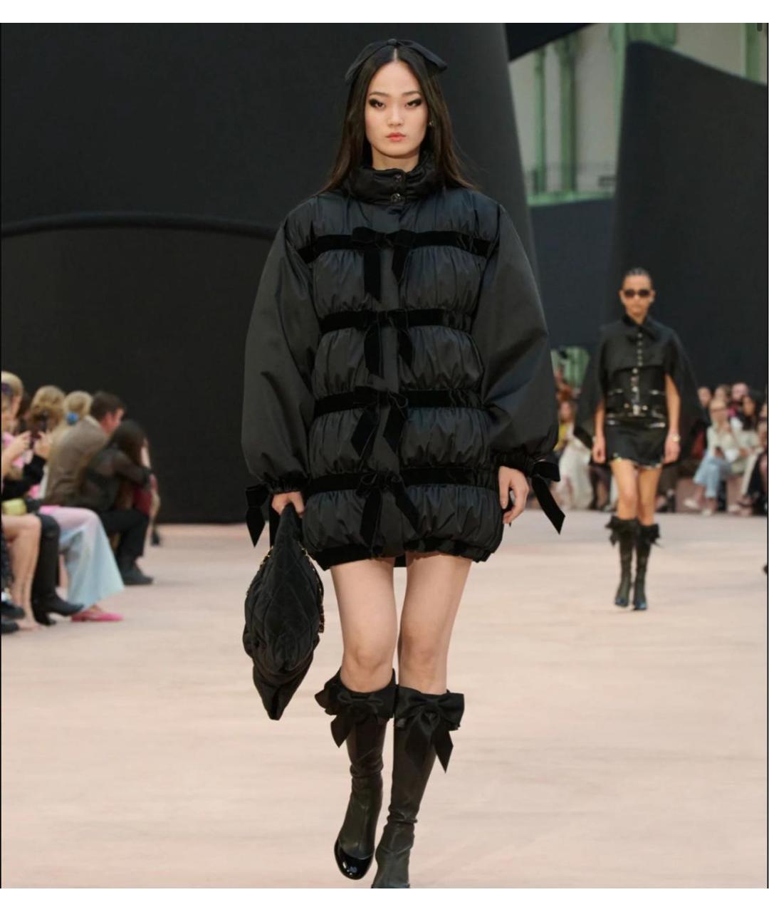 CHANEL Черный пуховик, фото 2