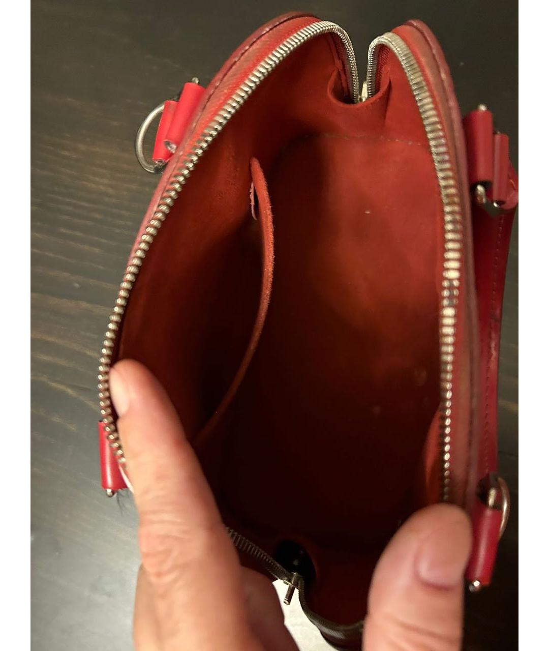 LOUIS VUITTON Красная кожаная сумка с короткими ручками, фото 6