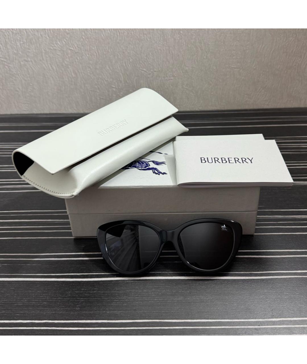 BURBERRY Черные пластиковые солнцезащитные очки, фото 4