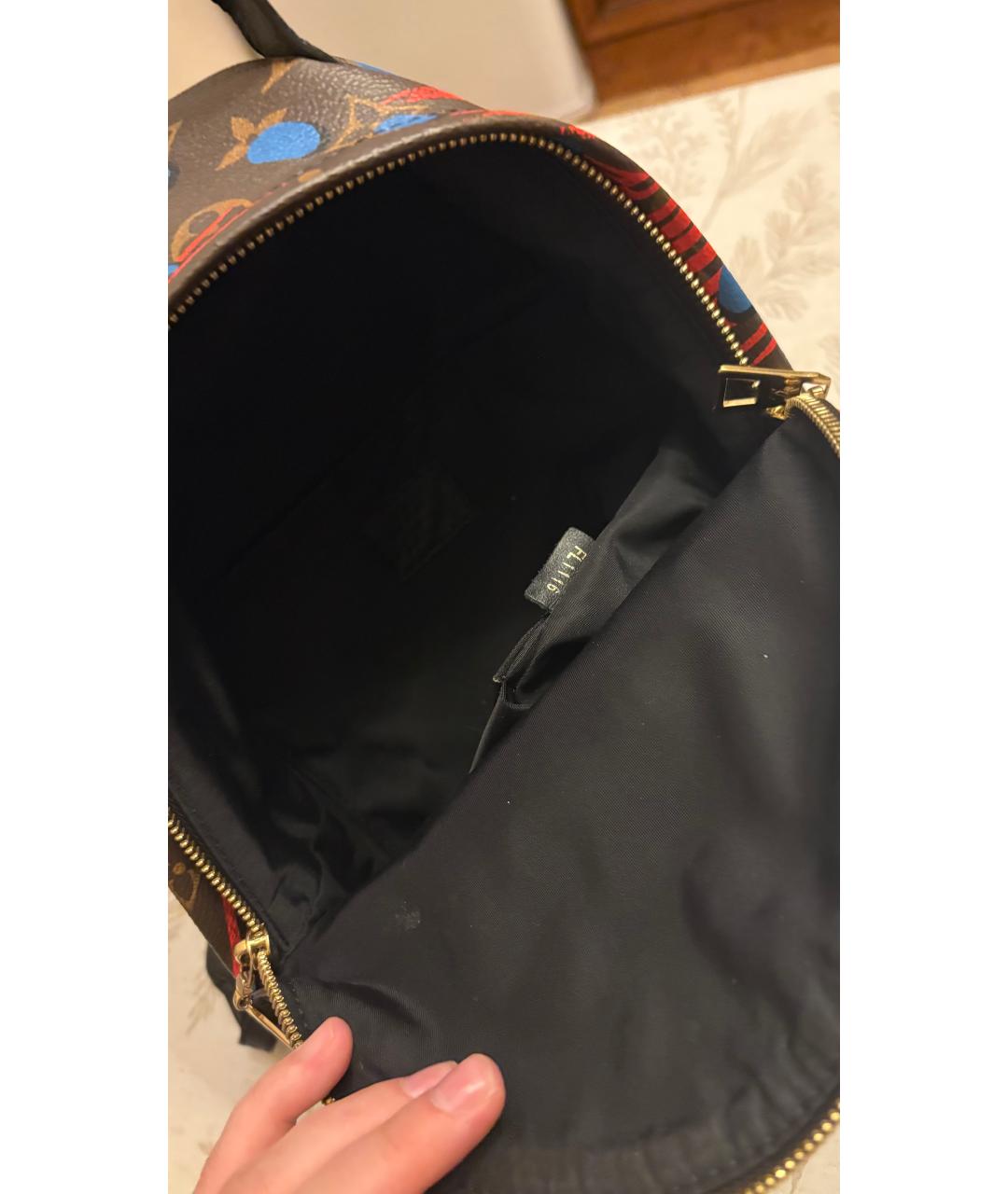 LOUIS VUITTON Коричневый кожаный рюкзак, фото 4