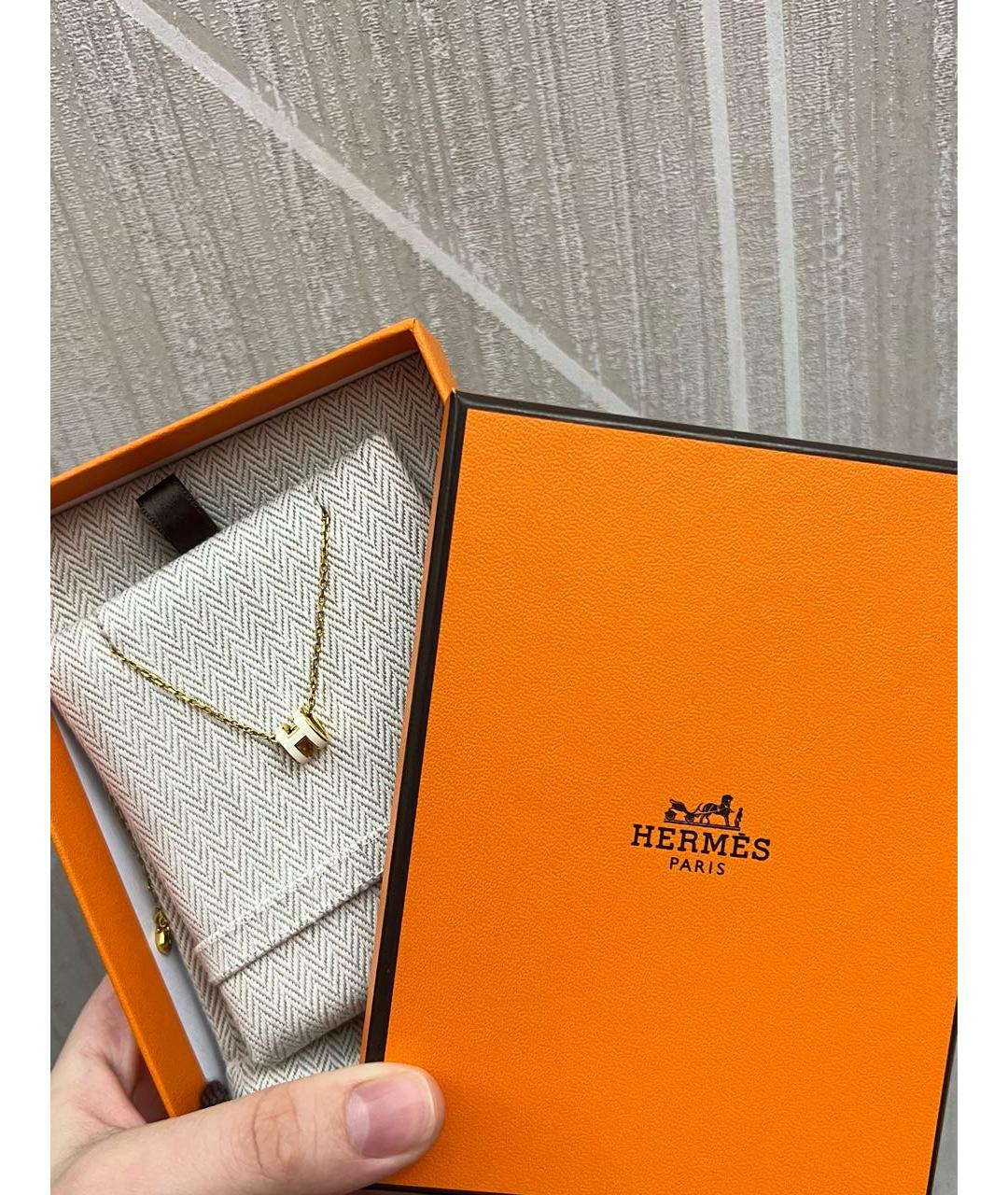 HERMES Белая металлическая подвеска, фото 2