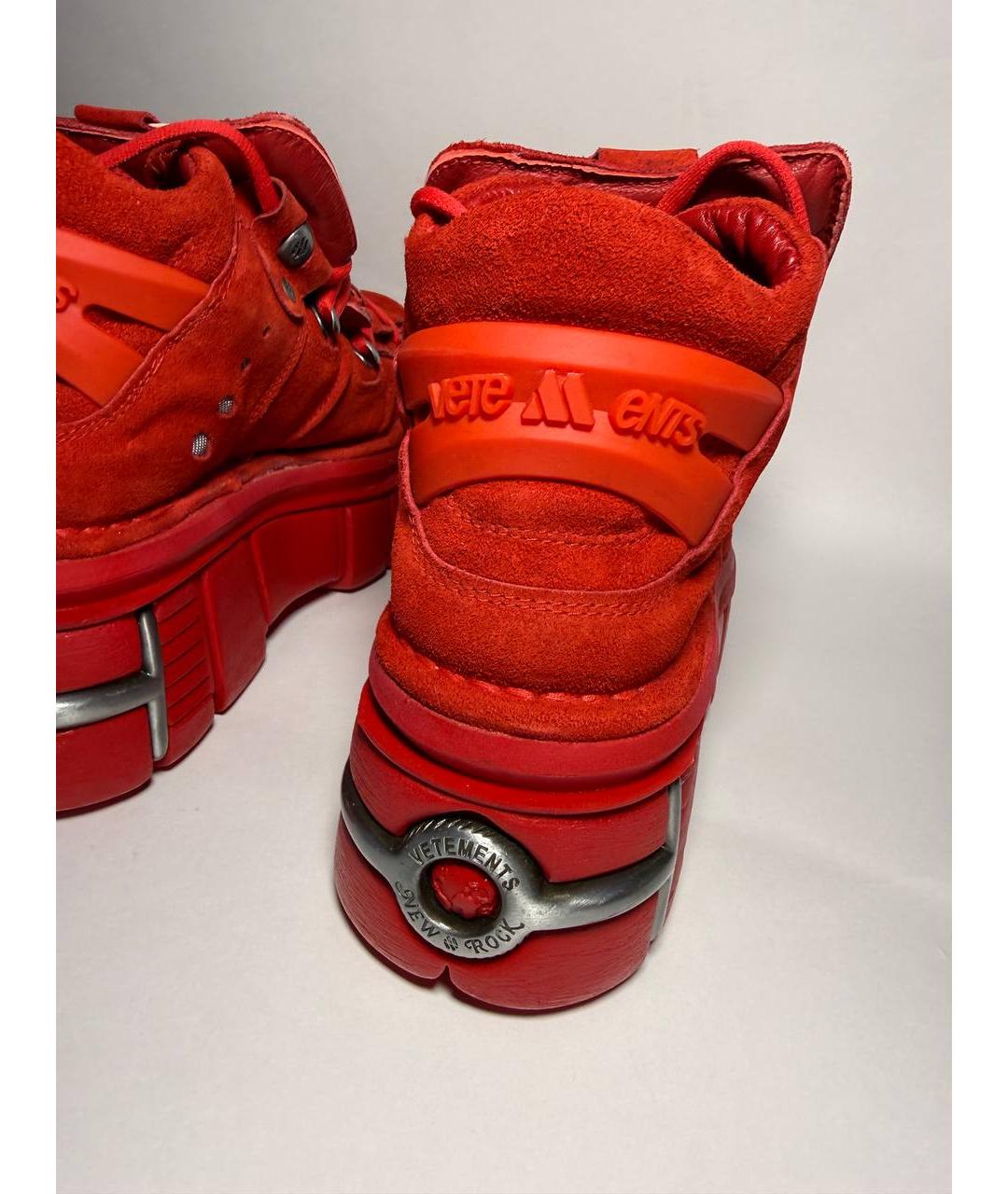 VETEMENTS Красные бархатные ботинки, фото 4