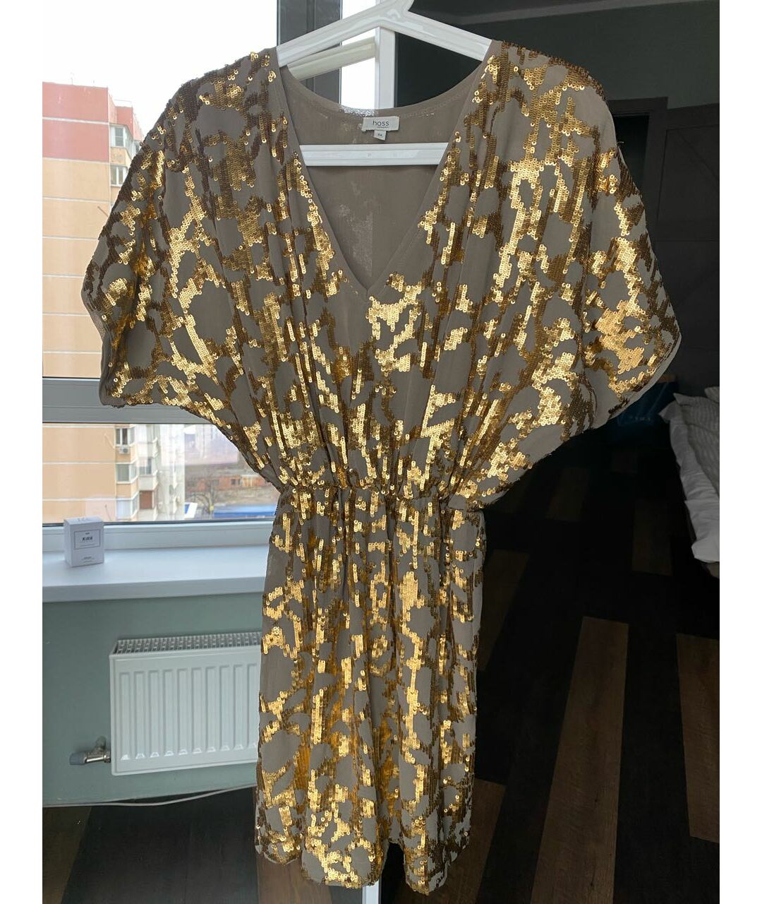 HOSS INTROPIA Золотое креповое коктейльное платье, фото 4