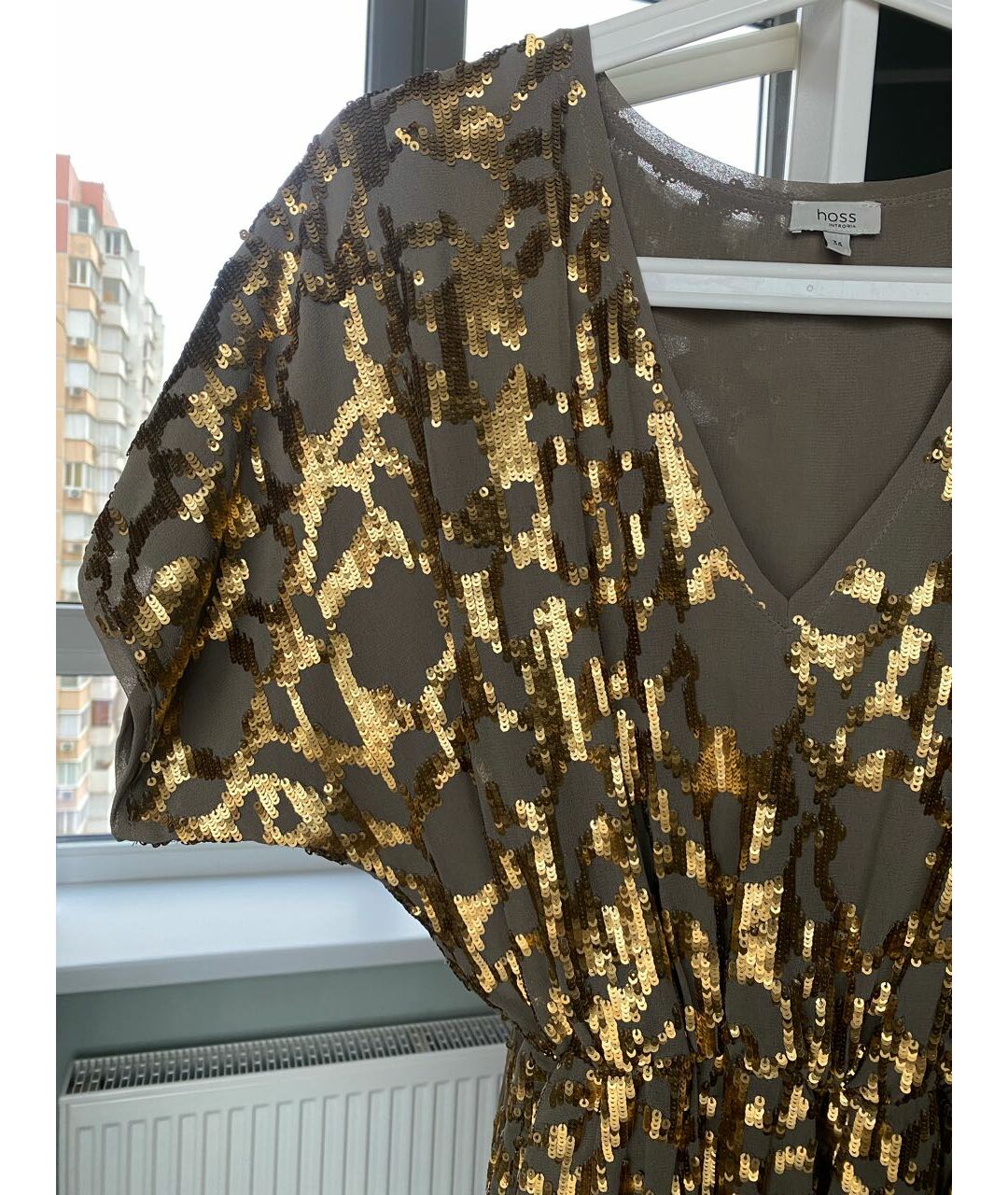 HOSS INTROPIA Золотое креповое коктейльное платье, фото 2
